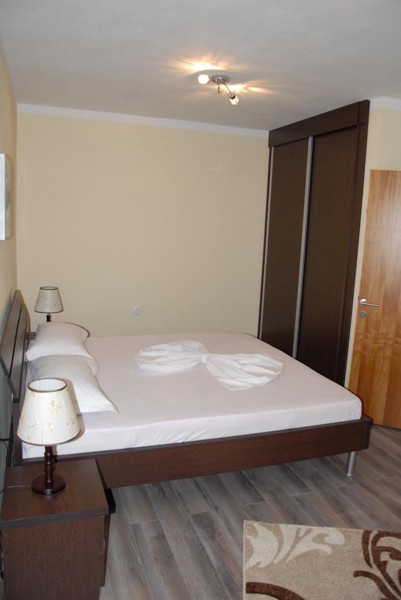 Guest House Evropa 2 Ulcinj Eksteriør bilde