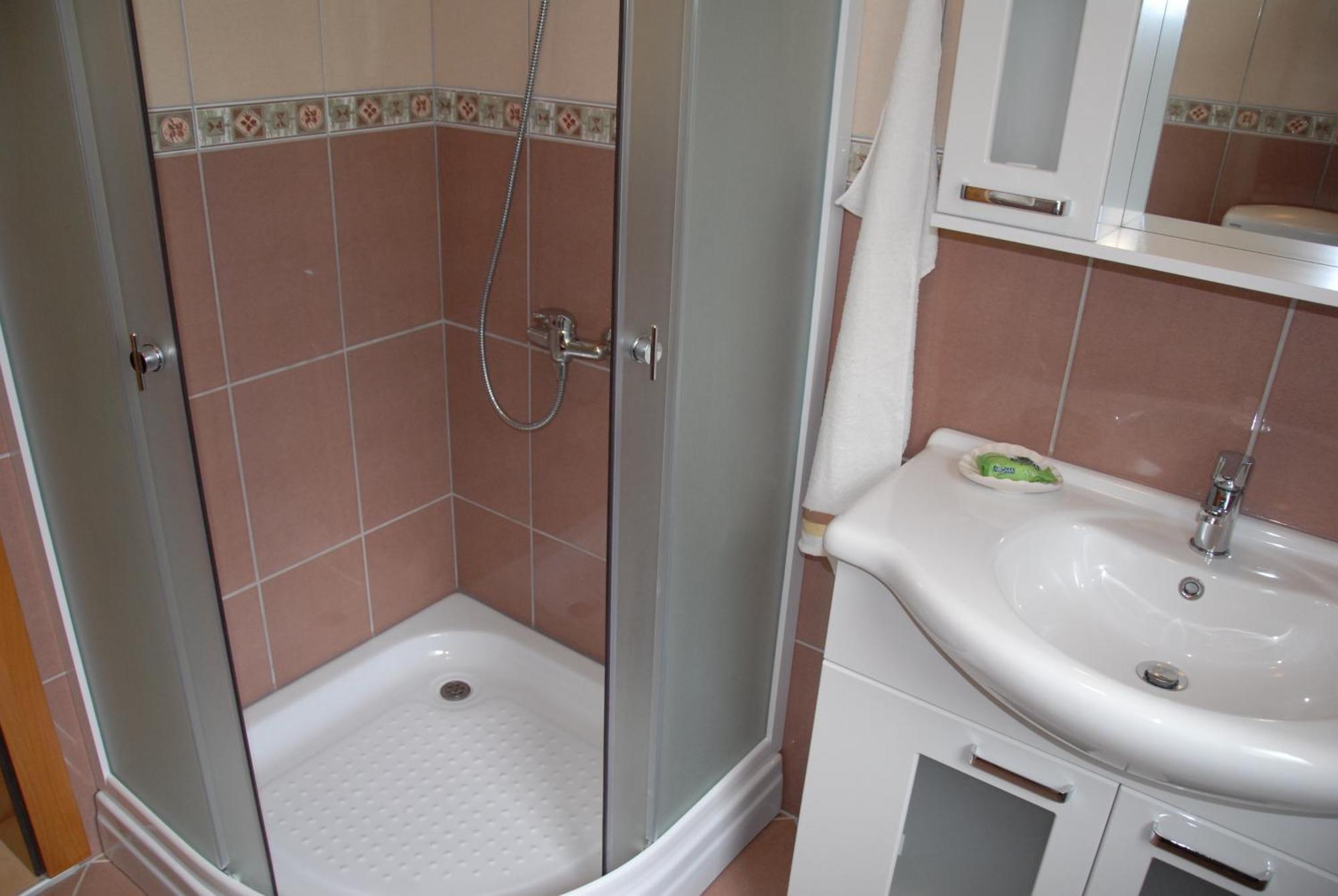 Guest House Evropa 2 Ulcinj Eksteriør bilde