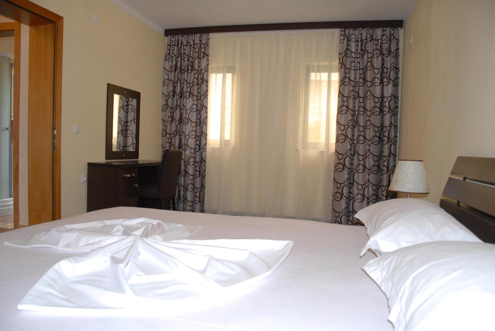 Guest House Evropa 2 Ulcinj Eksteriør bilde
